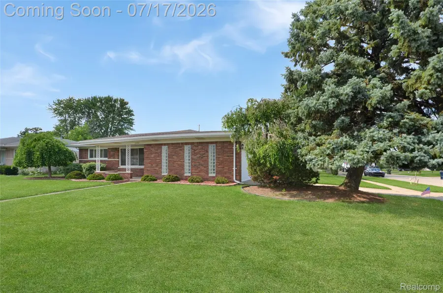 12437 De Grove Drive, Sterling Heights, MI 48312 - #3