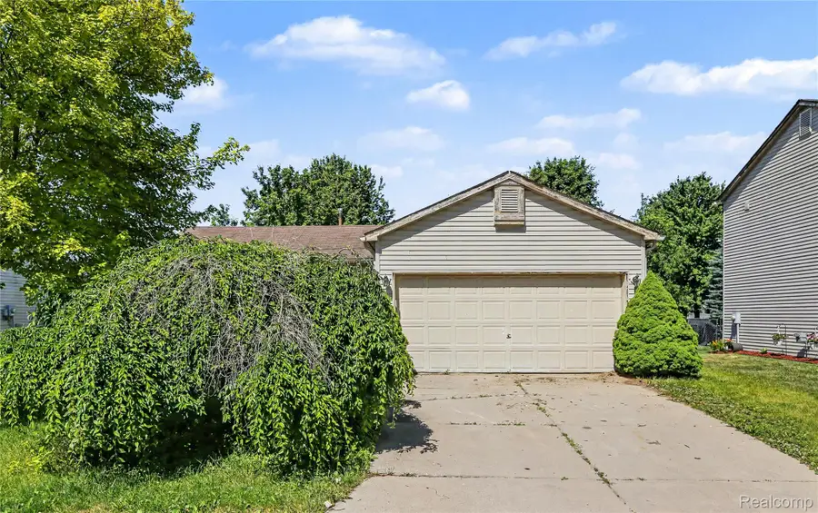 1754 Tulip Lane, Westland, MI 48186 - #2