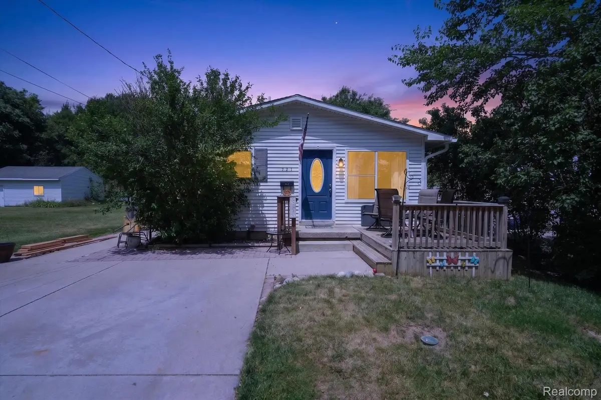 721 Jerome Avenue, Owosso, MI 48867 - #1