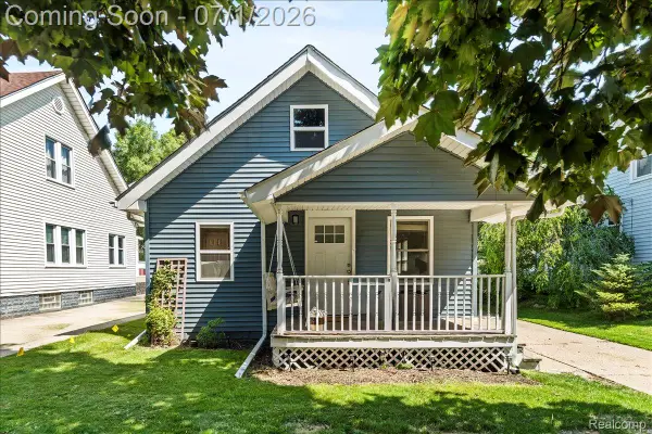136 Mapledale Avenue, HazelPark, MI 48030