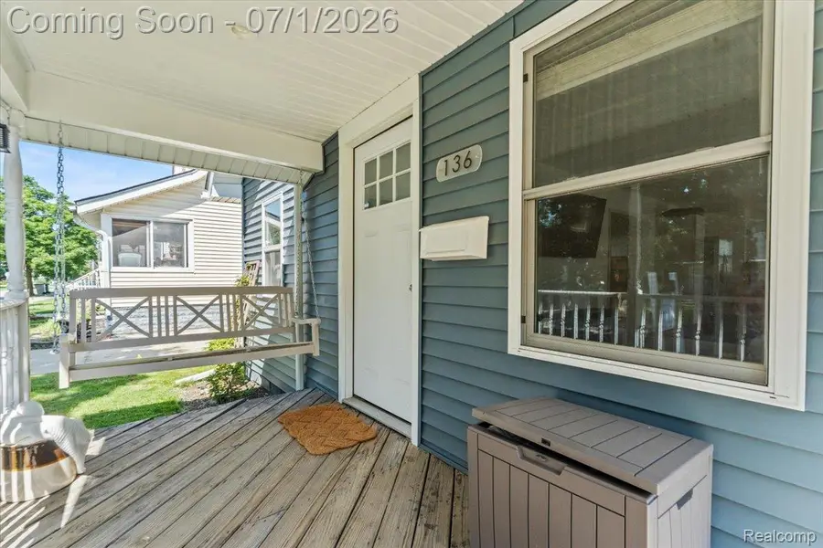 136 Mapledale Avenue, Hazel Park, MI 48030 - #3