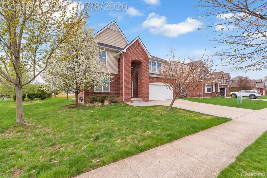 50647 Bredenbury Drive, Macomb, MI 48044 - #2