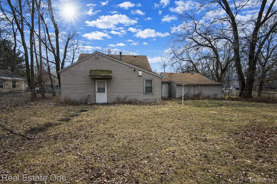 23340 Cunningham Avenue, Warren, MI 48091 - #3