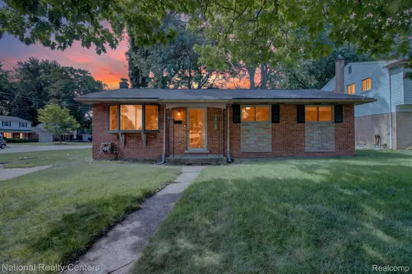 32405 Lyndon Street, Livonia, MI 48154
