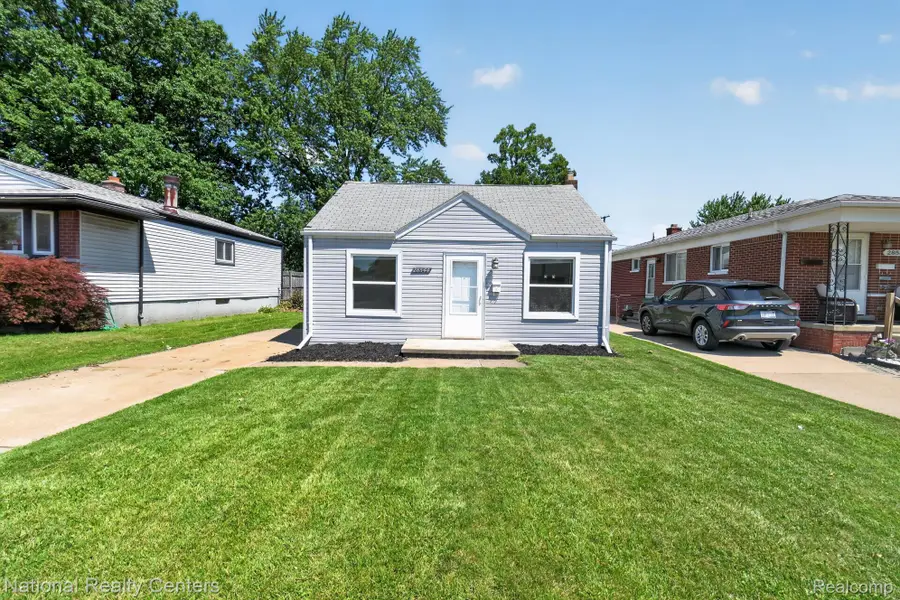 28544 Balmoral Street, Garden City, MI 48135 - #3