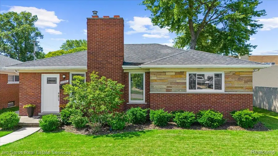 22306 Rosedale Street, Saint Clair Shores, MI 48080 - #2