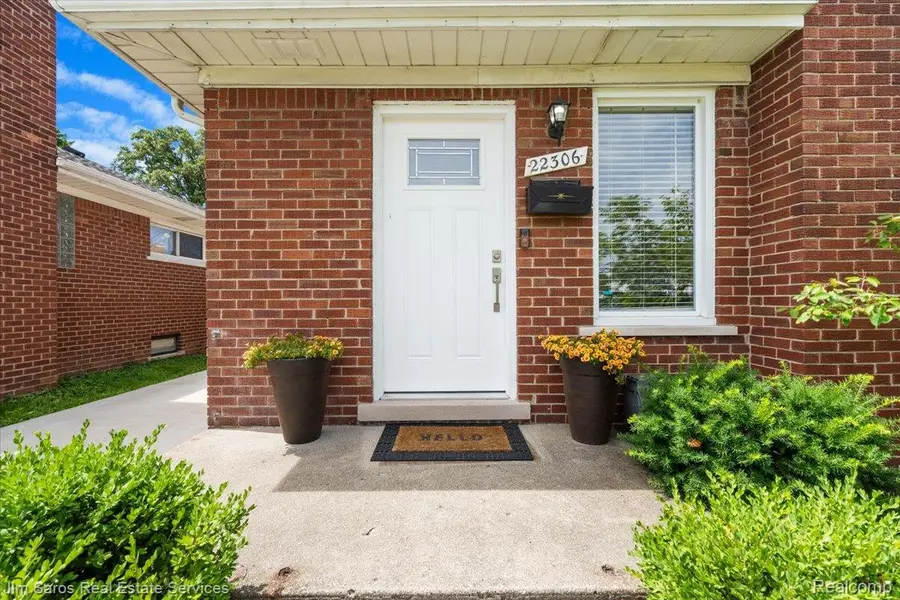 22306 Rosedale Street, Saint Clair Shores, MI 48080 - #3