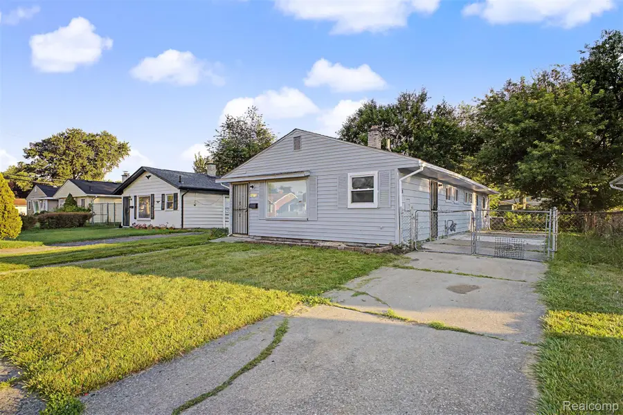 26718 Penn Street, Inkster, MI 48141 - #3