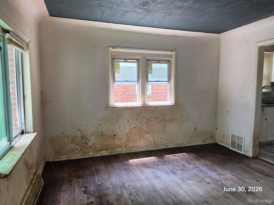 18675 Avon Avenue, Detroit, MI 48219 - #3