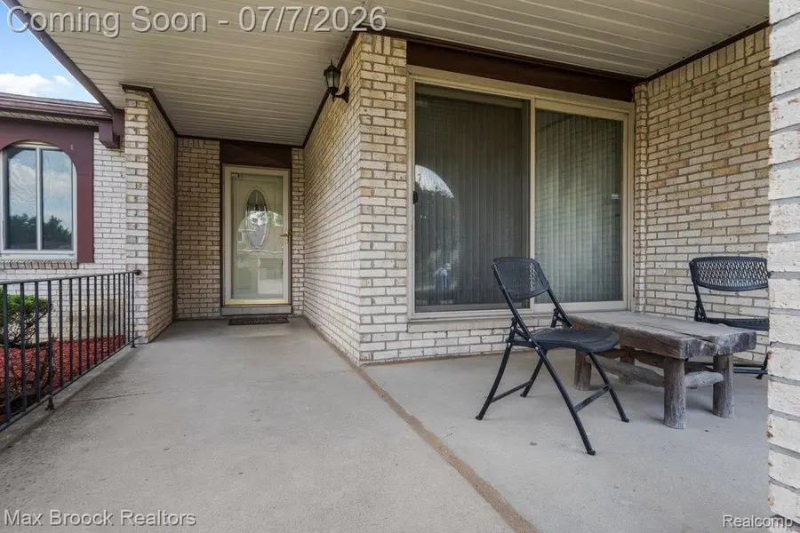 45361 Indian Creek Drive, Canton, MI 48187 - #3
