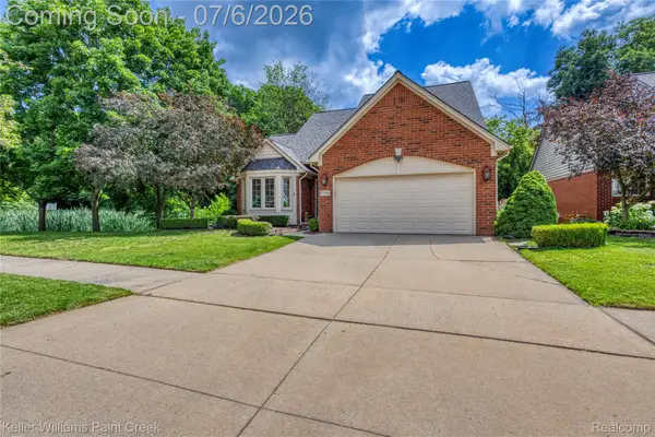 57558 Suffield Drive, Washington, MI 48094