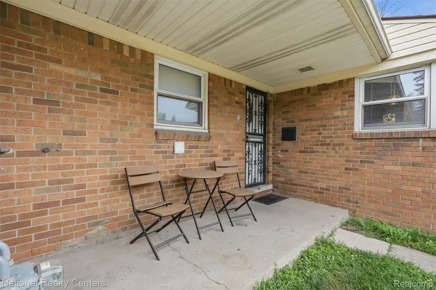 8345 Sirron Street, Detroit, MI 48234 - #2