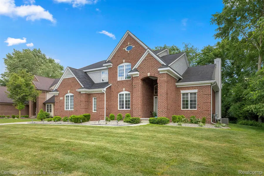 27363 Oxford Drive, Southfield, MI 48033 - #3