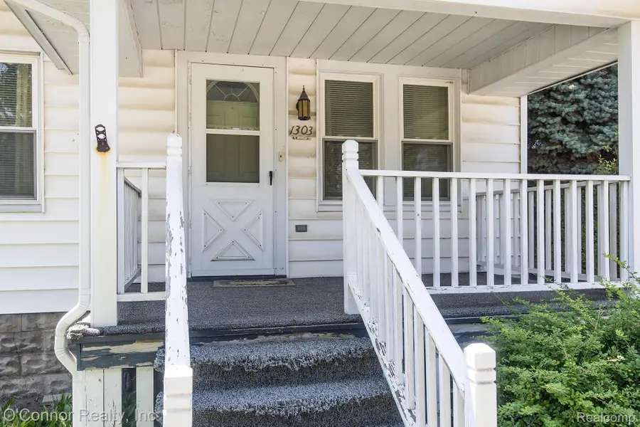 1303 15th Street, Port Huron, MI 48060 - #3