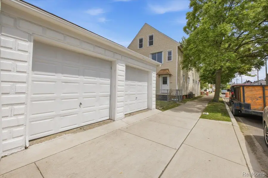 2601 Belmont Street, Hamtramck, MI 48212 - #3