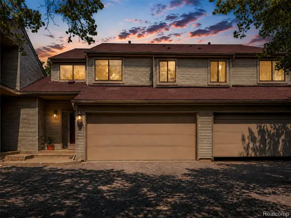 754 Ashley Circle, RochesterHills, MI 48307