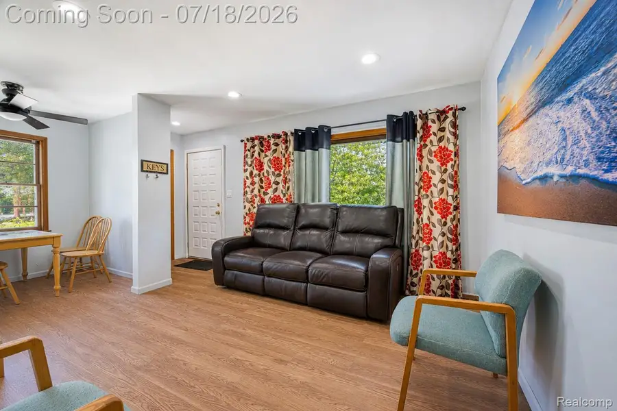 46555 North Avenue, Macomb, MI 48042 - #2