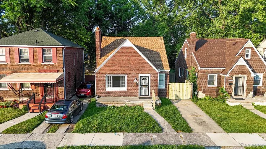 5566 Lakepointe Street, Detroit, MI 48224 - #2