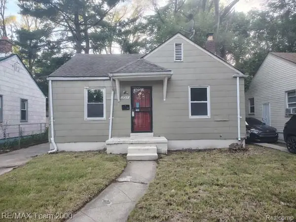 19749 Glastonbury Road, Detroit, MI 48219