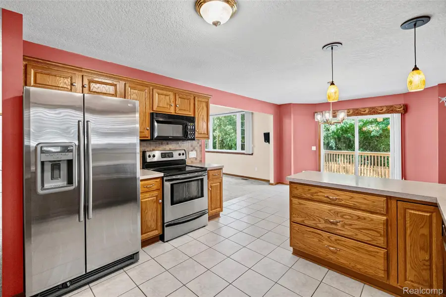 4268 Meadows Avenue, Burton, MI 48439 - #3