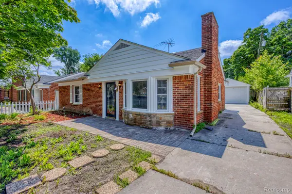 4335 W 14 Mile Road, RoyalOak, MI 48073