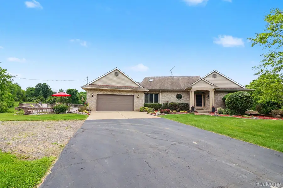 18501 Taylor Lake Road, Holly, MI 48442 - #2