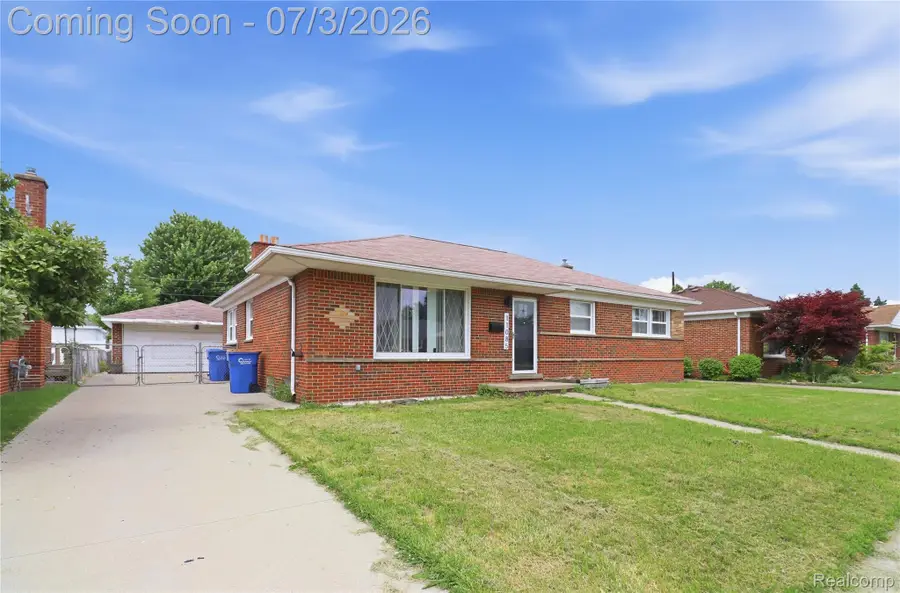 11085 Busch Avenue, Warren, MI 48089 - #3