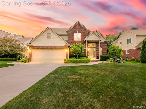 57492 Hawthorn Drive, Washington, MI 48094
