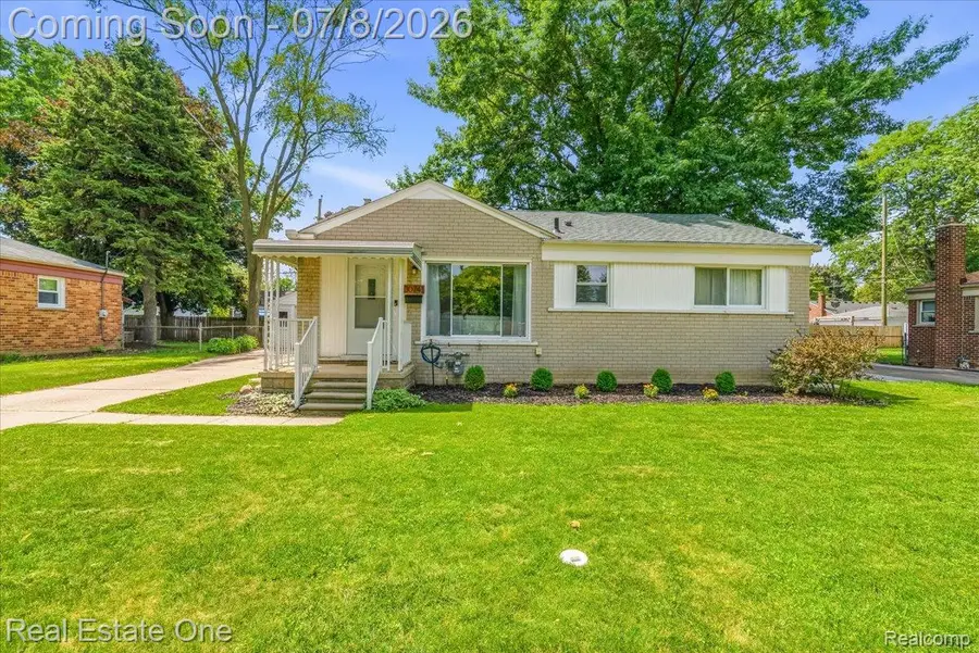 30741 Hathaway Street, Livonia, MI 48150 - #2