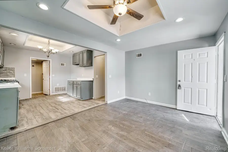 24357 Lauren Avenue, Warren, MI 48089 - #3