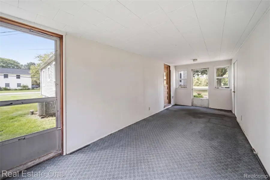 665 S Howell Street, Pinckney, MI 48169 - #3