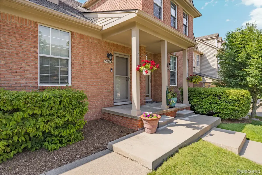56635 Longhorn Drive, Shelby, MI 48316 - #3