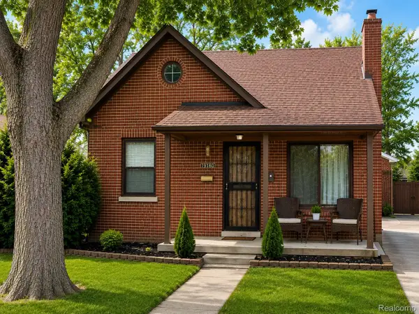 19180 Alstead Street, GrossePointe, MI 48236