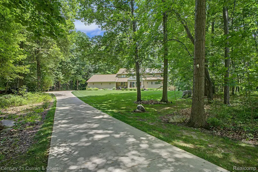 11349 Philway Court, Brighton, MI 48114 - #3