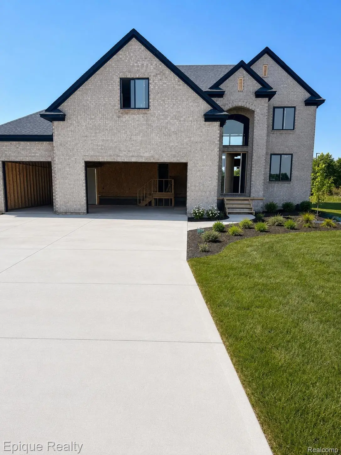 29736 Red Fox Lane, Chesterfield, MI 48047 - #1