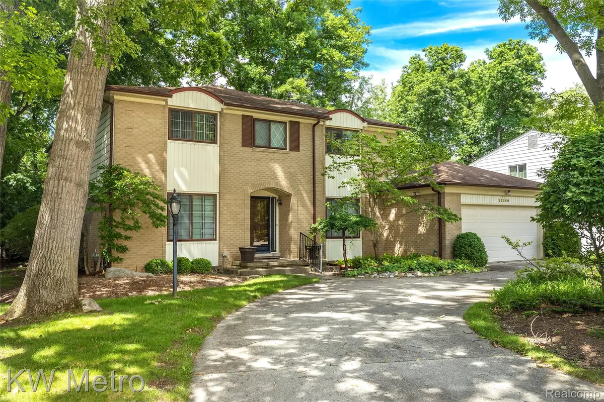22560 Kenwyck Drive, Southfield, MI 48034 - #1
