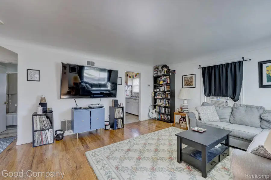 23465 Hazelwood Avenue, Hazel Park, MI 48030 - #3