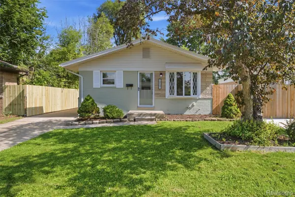 19597 Stafford Street, ClintonTownship, MI 48035