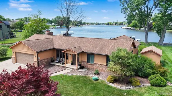 160 Wolverine Drive, WolverineLake, MI 48390