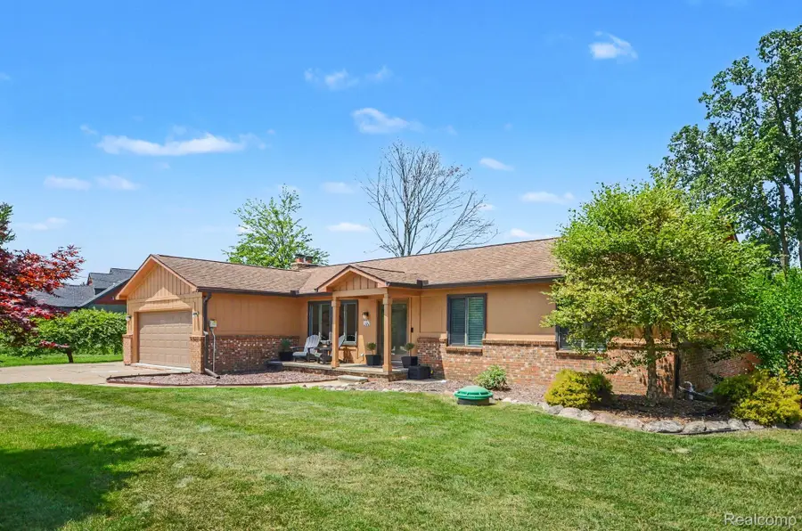 160 Wolverine Drive, Wolverine Lake, MI 48390 - #3