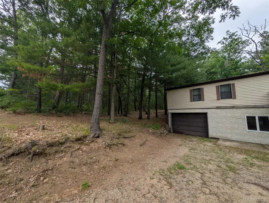 3817 S Townline Road, Houghton Lake, MI 48651 - #3