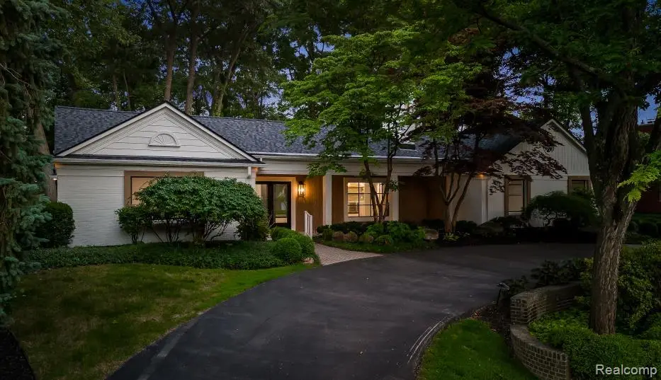 4154 Nearbrook Road, Bloomfield, MI 48302 - #1