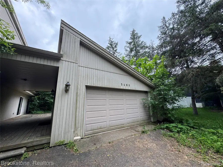 5409 Stowe Trail, Clarkston, MI 48348 - #2