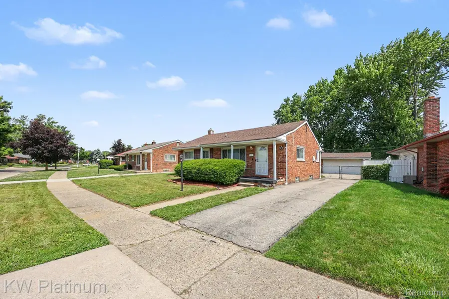 29462 Hanover Boulevard, Westland, MI 48186 - #3