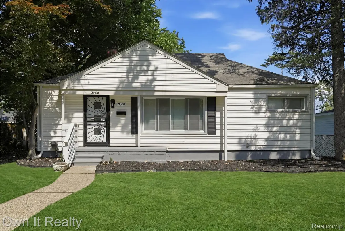 21300 Westhampton Street, Oak Park, MI 48237 - #1