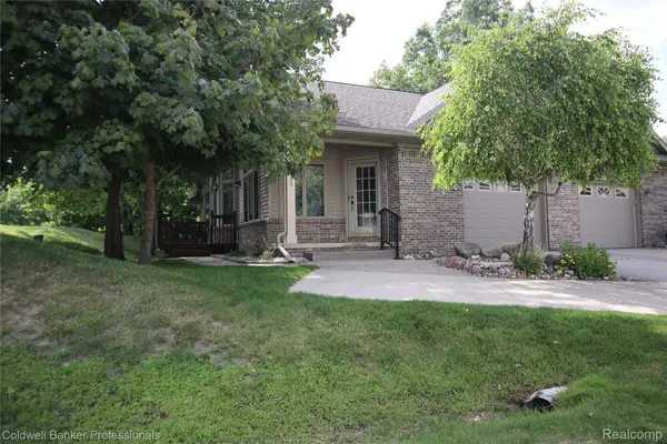 13368 Julie Anne Court #1, Fenton, MI 48430