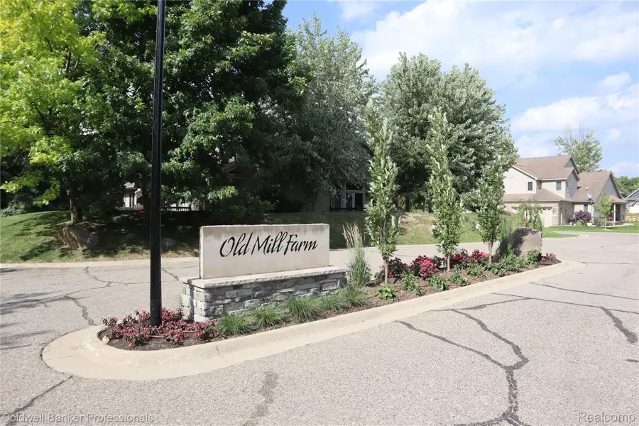 13368 Julie Anne Court #1, Fenton, MI 48430 - #2