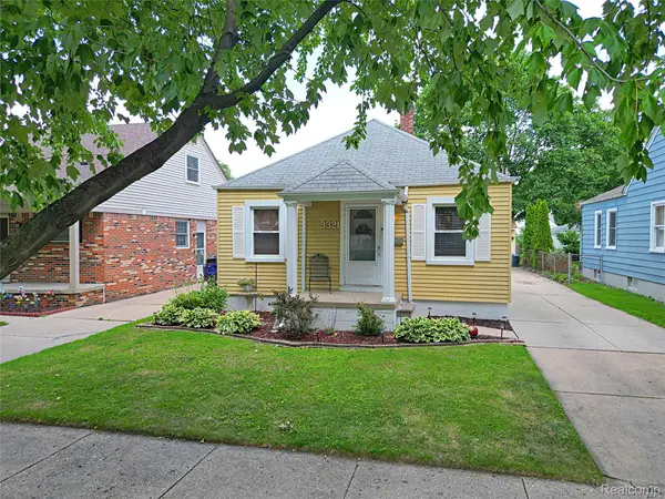 3321 Campbell Street, Dearborn, MI 48124