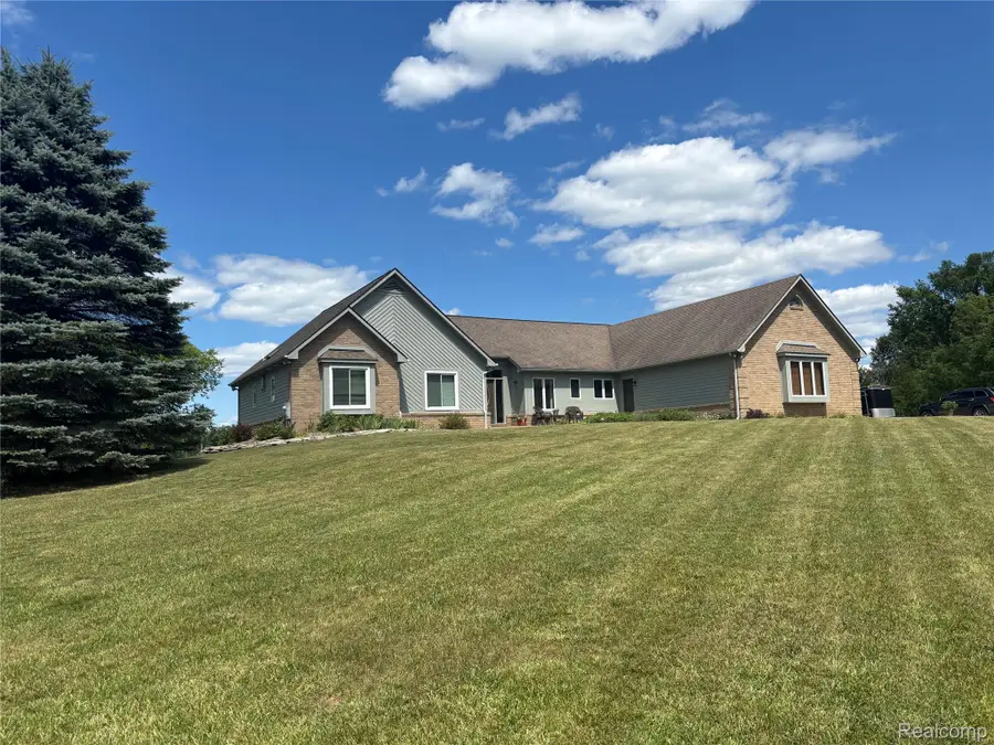 725 S Sashabaw Road, Ortonville, MI 48462 - #2