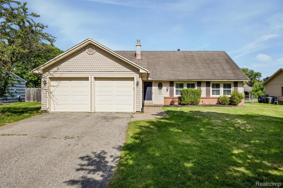 4942 Butler Drive, Troy, MI 48085 - #2